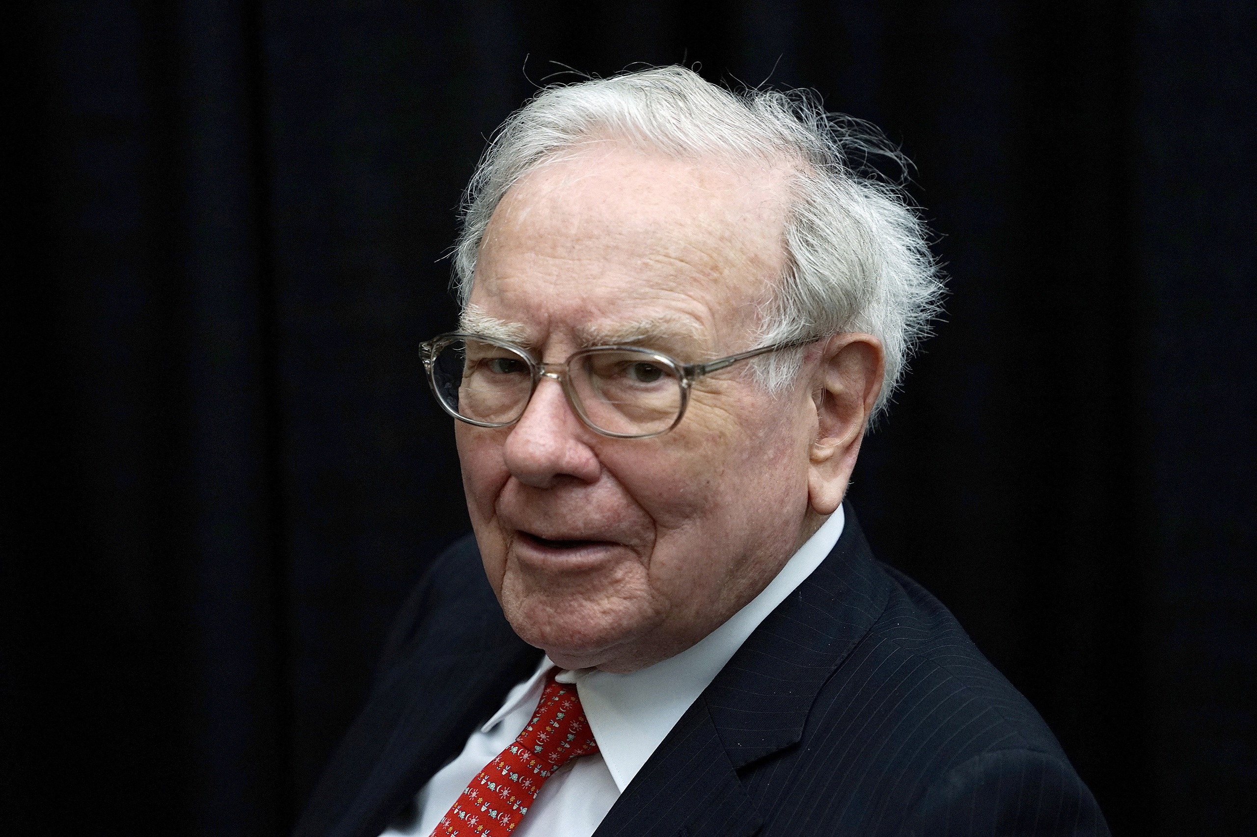 Tập đoàn của tỉ phú Warren Buffett vượt mốc 1.000 tỉ USD- Ảnh 1.